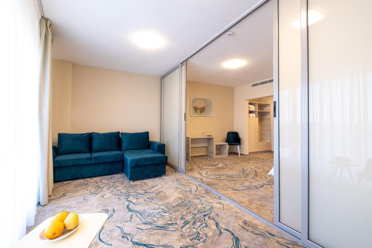Fiald Hotel & Spa Bacău Exteriör bild