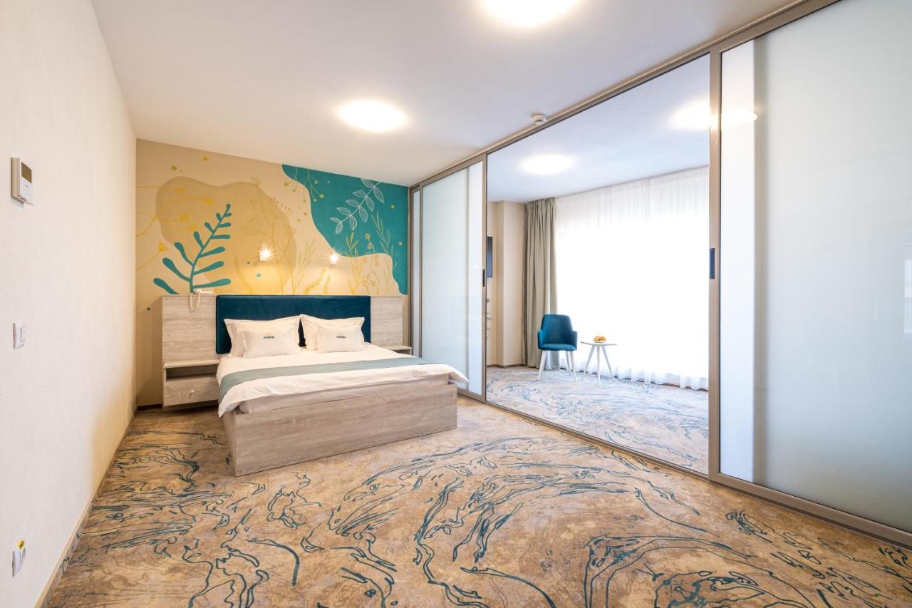Fiald Hotel & Spa Bacău Exteriör bild